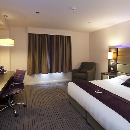 Premier Inn London Wandsworth מראה חיצוני תמונה