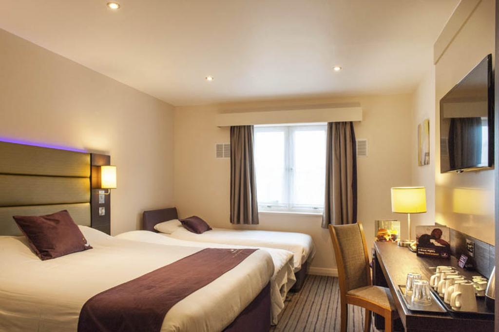 Premier Inn London Wandsworth חדר תמונה