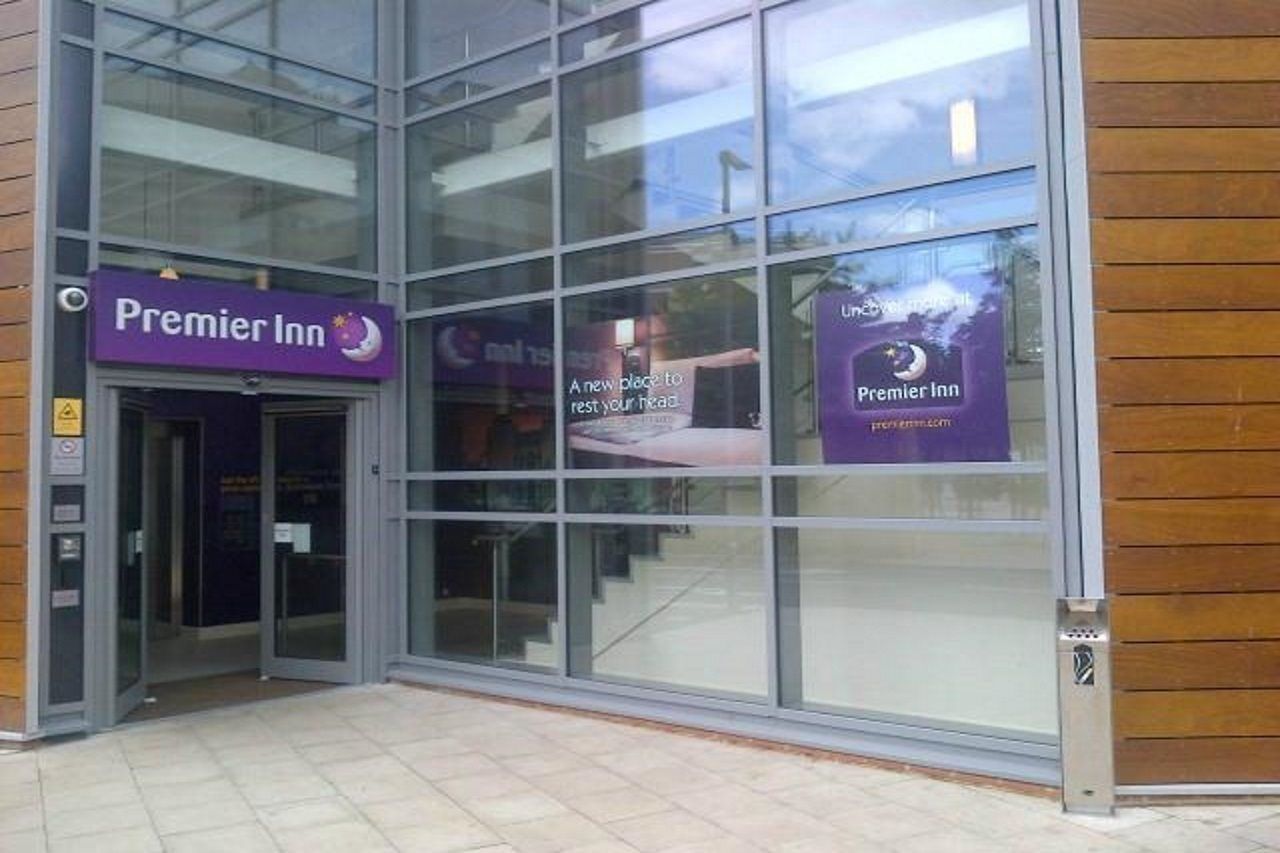 Premier Inn London Wandsworth מראה חיצוני תמונה